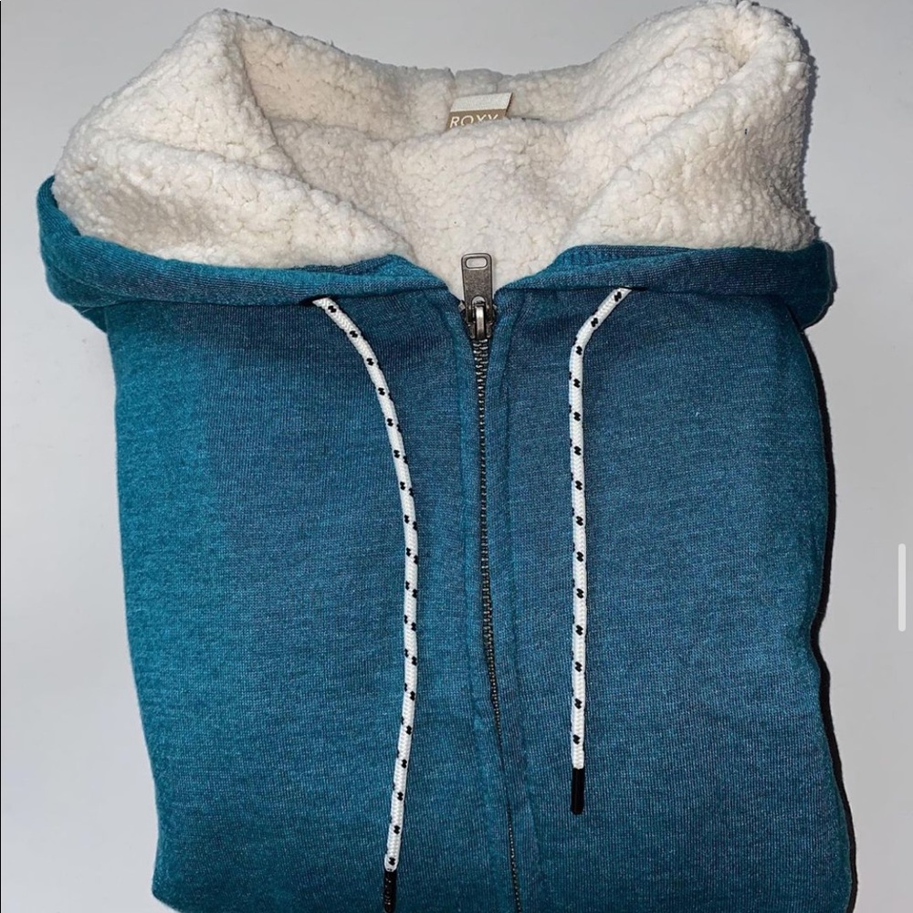 Roxy zip up